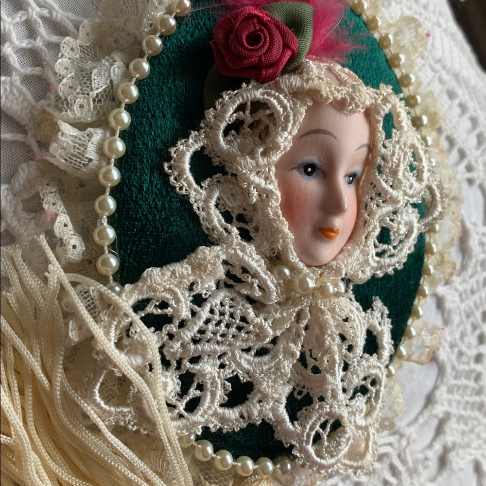 Vintage 60s Victorian ornament green velvet